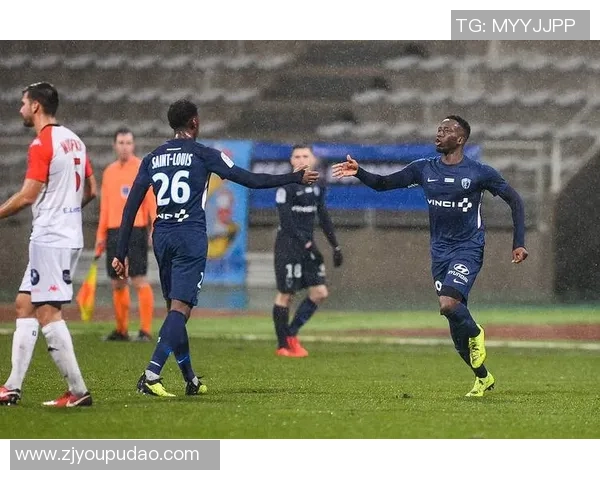 GFC阿雅克肖迎战格勒诺布尔争夺法乙积分榜关键战役 GFC阿雅克肖迎战格勒诺布尔争夺法乙积分榜关键战役